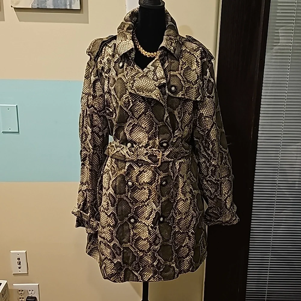 Michael Kors Snake Print Trench Coat - Picture 4 of 13